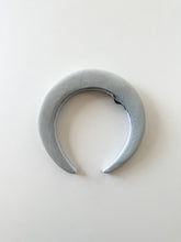 Load image into Gallery viewer, classic padded headband - jeans
