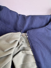 Load image into Gallery viewer, Petal Collar - cotton blue and sage
