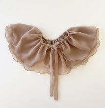 Load image into Gallery viewer, Chiffon Collar - camel
